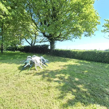 Le Cellier Nature 6 Pers 莱塞比耶