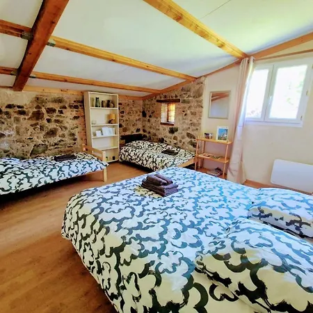 Le Cellier Nature 6 Pers 3* 莱塞比耶