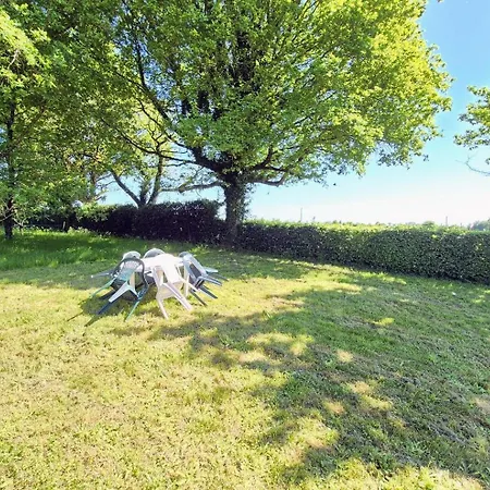 Le Cellier Nature 6 Pers 3* 莱塞比耶